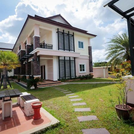 Fortune Surin Hotel Exterior photo