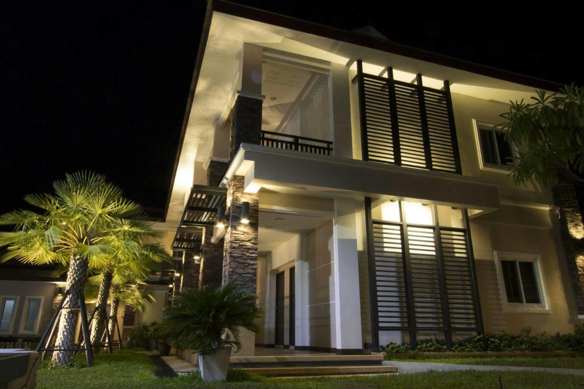 Fortune Surin Hotel Exterior photo