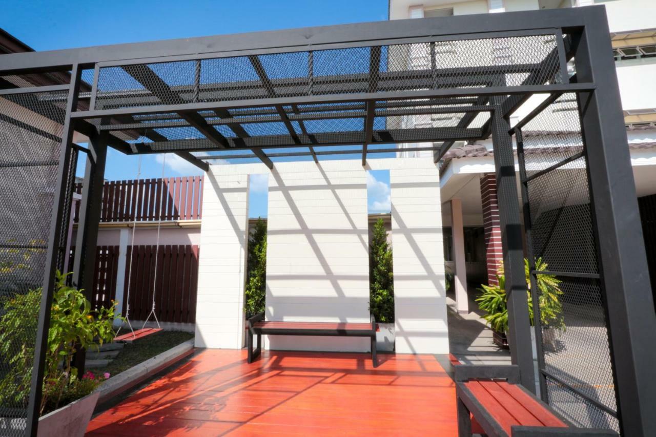 Fortune Surin Hotel Exterior photo